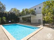 $770pw 3Storey Townhouse 3Bed 2Bath 2Car