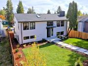 7716 32nd Ave SW, Seattle, WA 98126