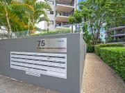 7/75 Thorn Street, Kangaroo Point QLD 4169 Apartment For...