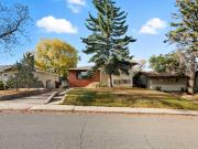 77 Ferncliff Crescent SE