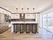 77 Hartford Road Nw, Calgary, AB, T2K 2A4 house for sale Li.