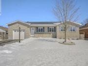 78 DAVEY Crescent Amherstview Ontario