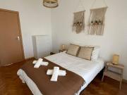 794535 Quarto de solteiro confortvel num.