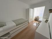 798778 Quarto agradvel num apartamento com.
