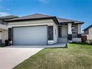 79 Guernsey Lane, Winnipeg, MB, R2N 0H7 house for sale List.