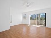 7/9 Holborow Close, Surfers Paradise, QLD 4217