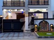 7.5 Marla Double Storey House For Sale Fazal Town Phase 1