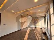 7.5 Marla Ultra Modern Luxurious Triple Storey House...