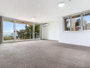 7 / 95a Ridge Street, North Sydney NSW 2060 | BresicWhitney