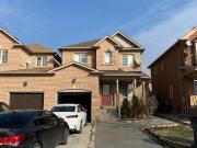 7 Arabia Gate, Brampton | For Rent @ $2,700 | Condos. Ca