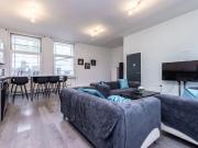 7 bed Apartment to rent in Nottingham Nottinghamshire,...