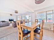 7 bed house for sale
