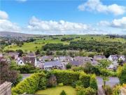 7 bed house for sale