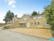 7 bed house for sale