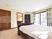 7 bed house for sale