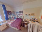 7 bed Mid Terraced House to rent in Leeds West...