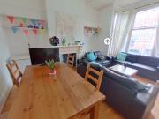 7 bed Mid Terraced House to rent in Leeds West...