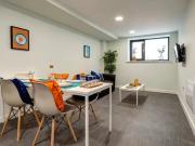 7 Bed Standard En suite Restricted View