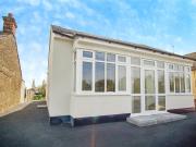 7 bedroom bungalow for rent in Whitehall Lane, Erith, DA8