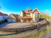 7 Bedroom Detached House