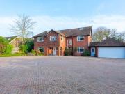 7 Bedroom Detached House