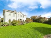 7 Bedroom Detached House