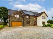 7 Bedroom Detached House