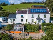 7 bedroom detached house for sale