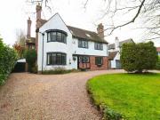 7 bedroom detached house for sale