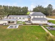 7 bedroom detached house for sale