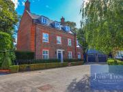 6 bedroom detached house for sale