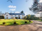 7 bedroom detached house for sale