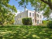 7 bedroom detached house for sale