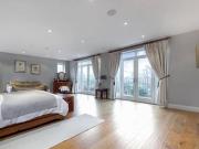 7 bedroom detached house for sale in Chislehurst Road...