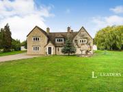7 bedroom detached house to rent