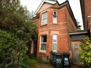 7 bedroom detached house to rent