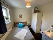 7 bedroom detached house to rent