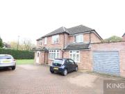 7 bedroom detached house to rent