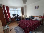 7 bedroom detached house to rent