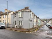 7 bedroom end of terrace house for rent in Upper Lewes...