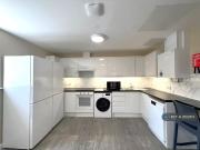 7 bedroom flat to rent