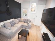 7 bedroom flat to rent