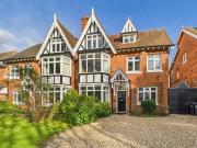 7 Bedroom House Birmingham Birmingham 90897641