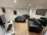 7 Bedroom House Birmingham West Midlands 80310751