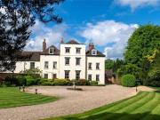 7 Bedroom House Droitwich Worcestershire 93185104