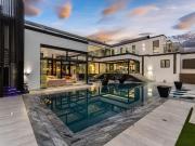 7 Bedroom House For Sale in Blue Hills Equestrian Estate