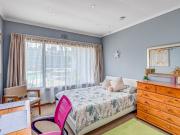 7 Bedroom House For Sale in Constantia Kloof