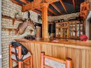 7 Bedroom House For Sale in Safari Gardens