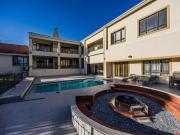 7 Bedroom House in Beacon Bay