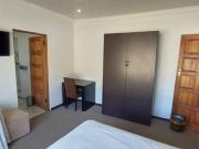 7 Bedroom House in Brandwag